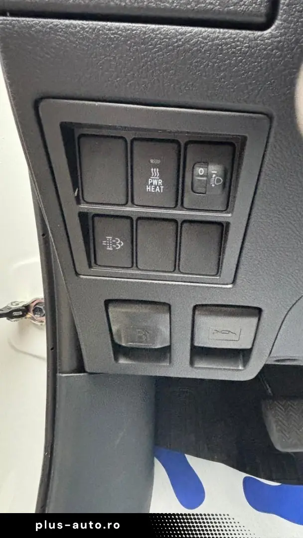 TOYOTA Hilux Double Cab 4x4