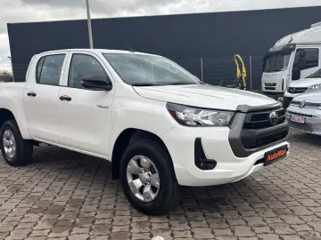 TOYOTA Hilux Double Cab 4x4