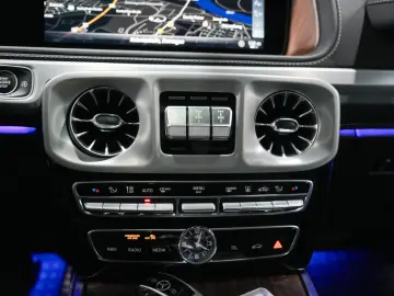 MERCEDES-BENZ G 400 d AMG-LINE MAGNO 1.HD BURM MASSAGE NAPPA