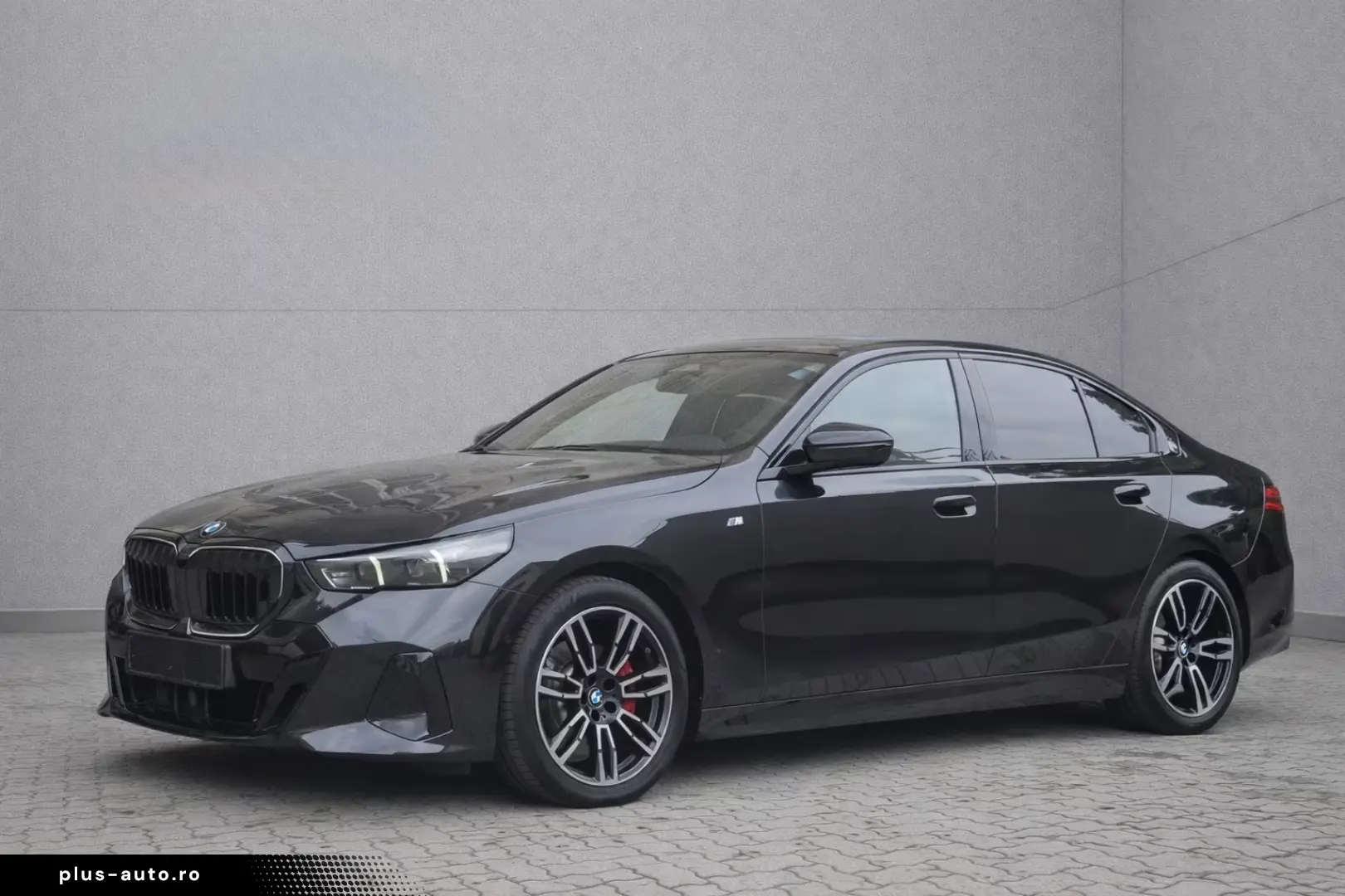 BMW 520 i M Sport Laser Pano Wide Cam Assistant H&K