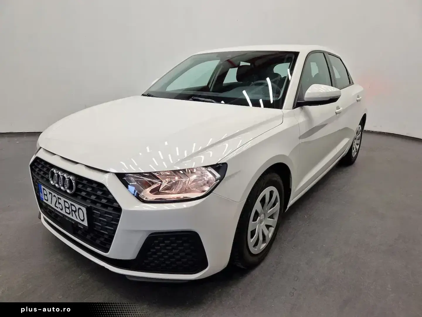 2020 CumpRoNouLeasingOperat CameraSpate VirtualCockpit Tva