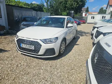 2020 CumpRoNouLeasingOperat CameraSpate VirtualCockpit Tva