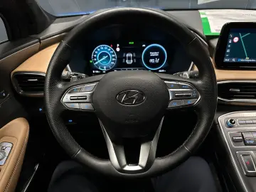 HYUNDAI Santa Fe Signature Plug-In Hybrid