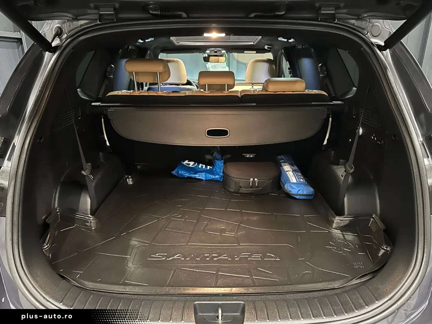 HYUNDAI Santa Fe Signature Plug-In Hybrid