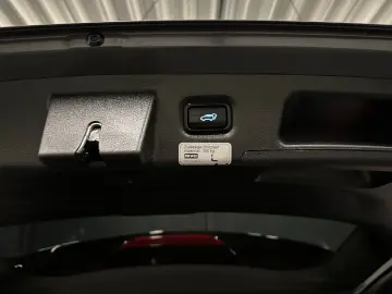 HYUNDAI Santa Fe Signature Plug-In Hybrid