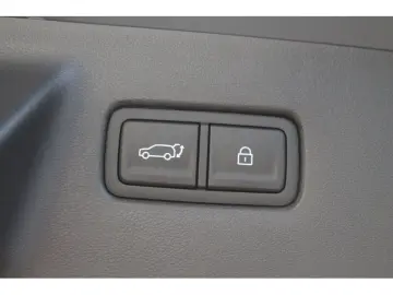 HYUNDAI Santa Fe 1.6 T-GDI Plug-In Hybrid