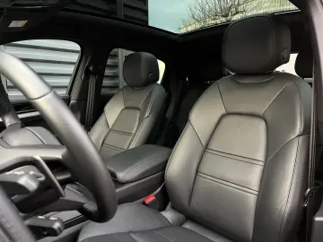 PORSCHE Cayenne E-Hybrid Coupe PASM  Sport Chrono  Sport