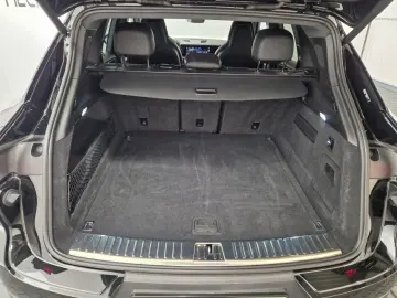 PORSCHE Cayenne ACC  BOSE  360  Kamera  AHK  Panorama