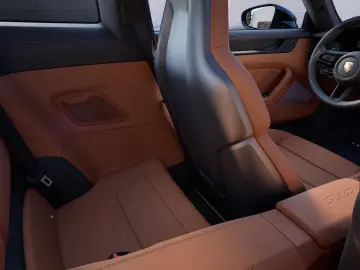 PORSCHE 911 992.2 Carrera 4 GTS  PTS brewstergreen Clubl