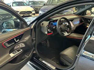MERCEDES-BENZ E 53 Hybrid 4M  PANO HUD DISTR BURM DR&hellip;