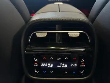 MERCEDES-BENZ E 53 Hybrid 4M  PANO HUD DISTR BURM DR&hellip;