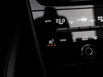 PORSCHE Cayenne Coupé 3.0 E-Hybrid