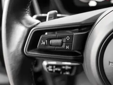 PORSCHE Cayenne Coupé 3.0 E-Hybrid