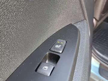 Kia Sportage 1.6 T-GDI MHEV 6MT 4x2 Style