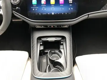 MERCEDES-BENZ E 220 d  MBUX AMG Pano Burm DigitalLig&hellip;