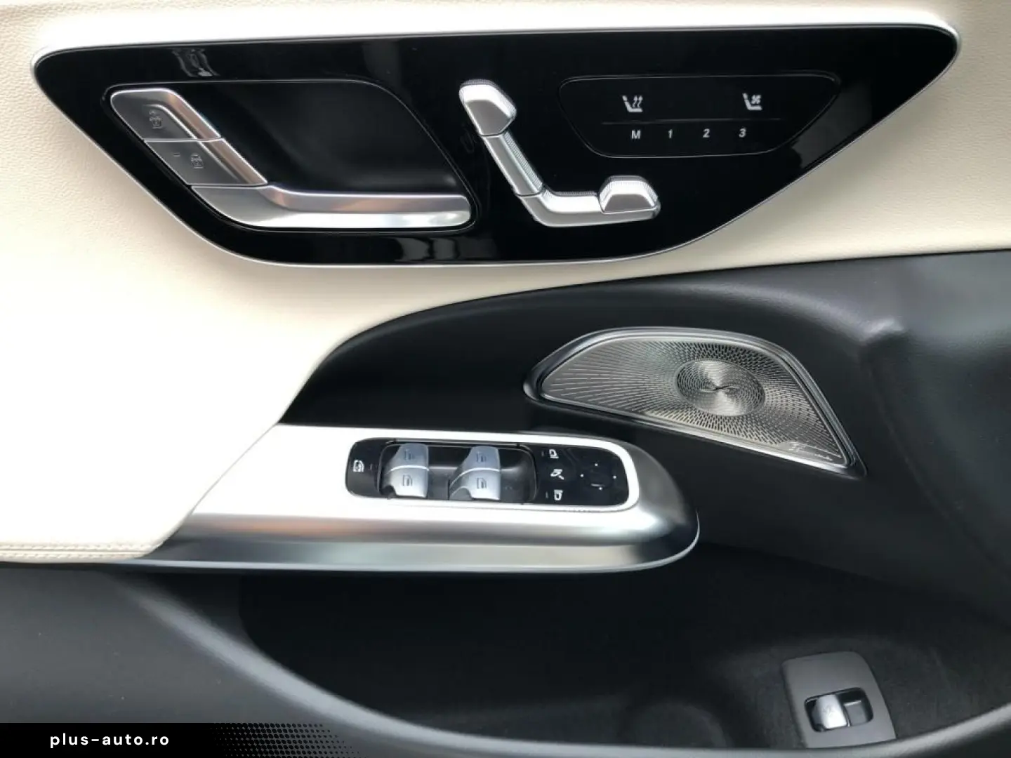 MERCEDES-BENZ E 220 d  MBUX AMG Pano Burm DigitalLig&hellip;