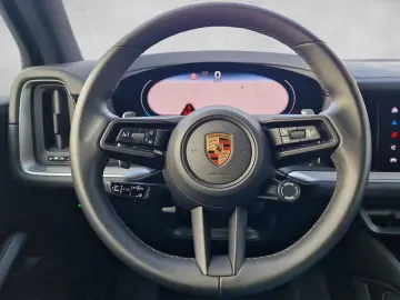 PORSCHE Cayenne SoftClose Bose Pano ACC HD-Matrix 360