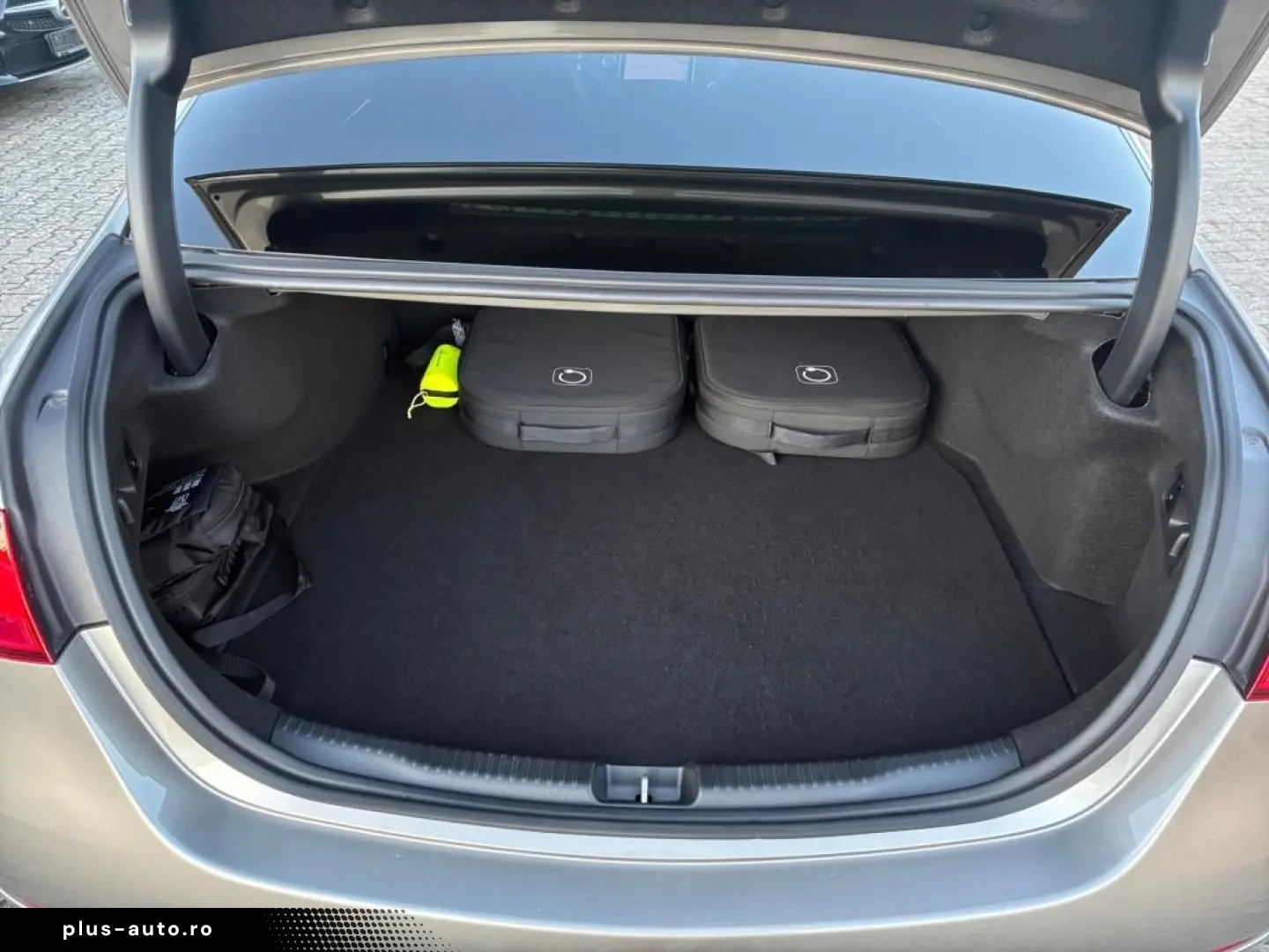 MERCEDES-BENZ C 400 e 4M AMG-Pr.  Night DigitalLi. D&hellip;