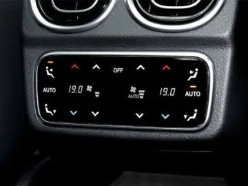 MERCEDES-BENZ C 43 4Matic AMG PANO 360  KAMERA BURM.  SOFORT