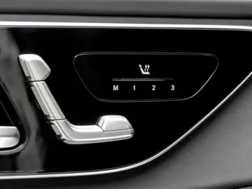 MERCEDES-BENZ C 43 4Matic AMG PANO 360  KAMERA BURM.  SOFORT