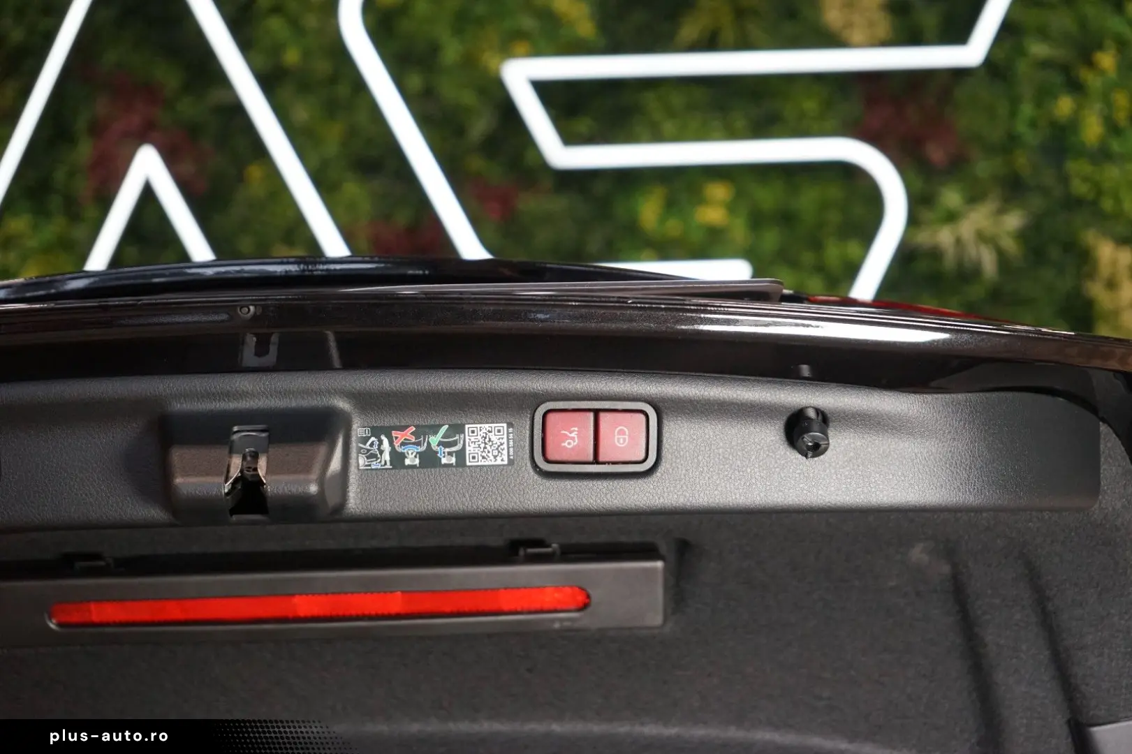 MERCEDES-BENZ C 43 AMG 4M HUD PANO DISTRONIC 360 53.&hellip;