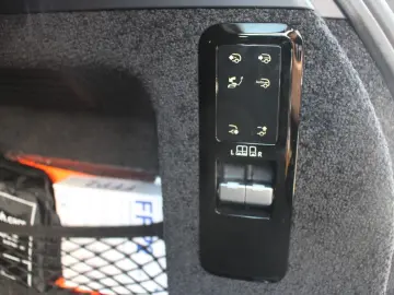 LAND ROVER Range Rover Autobiography VOLL AUSSTATTUNG