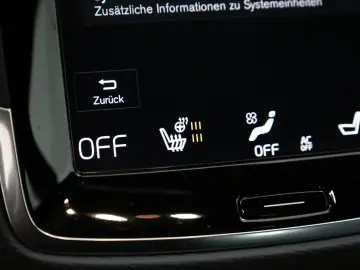 VOLVO XC90 T8 Inscription Expr. Navi 360Kam HUD 7Sitze