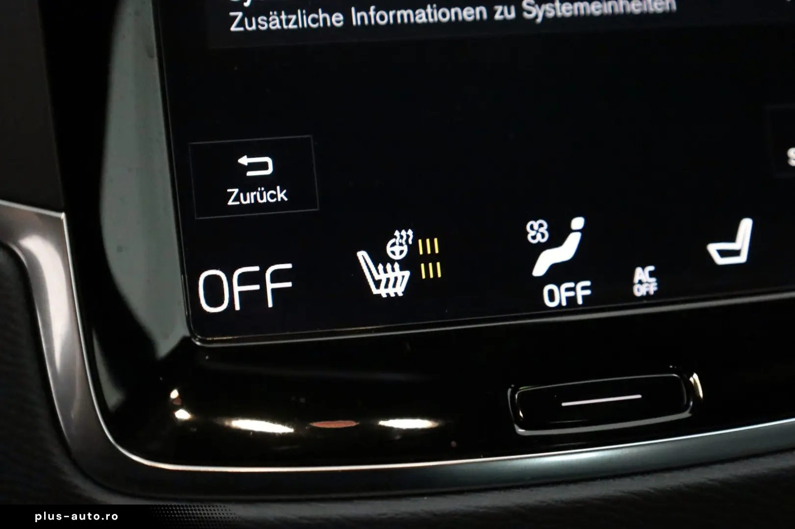 VOLVO XC90 T8 Inscription Expr. Navi 360Kam HUD 7Sitze