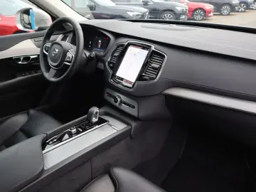 VOLVO XC90 T8 AWD Recharge Plus Bright NAVI PANO R-CAM