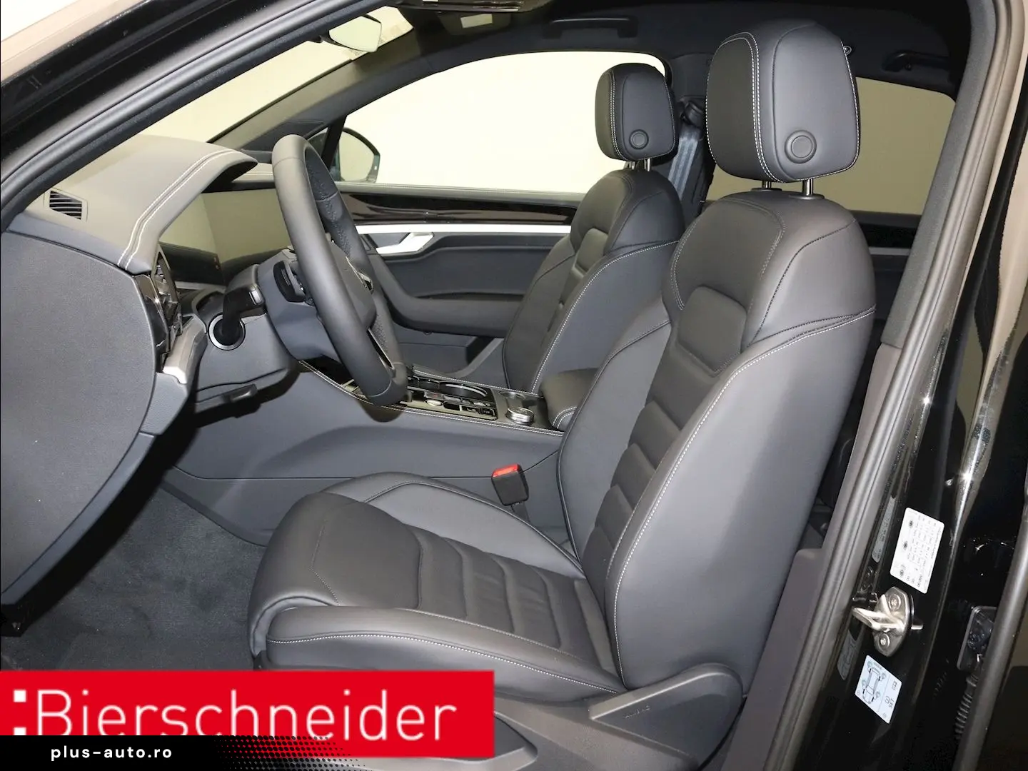 VW Touareg 3.0 TDI AHK LEDER KAMERA NAVI IQ-DRIVE 1
