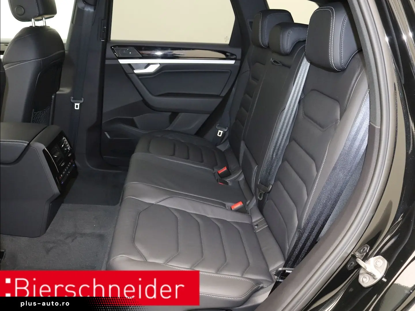 VW Touareg 3.0 TDI AHK LEDER KAMERA NAVI IQ-DRIVE 1