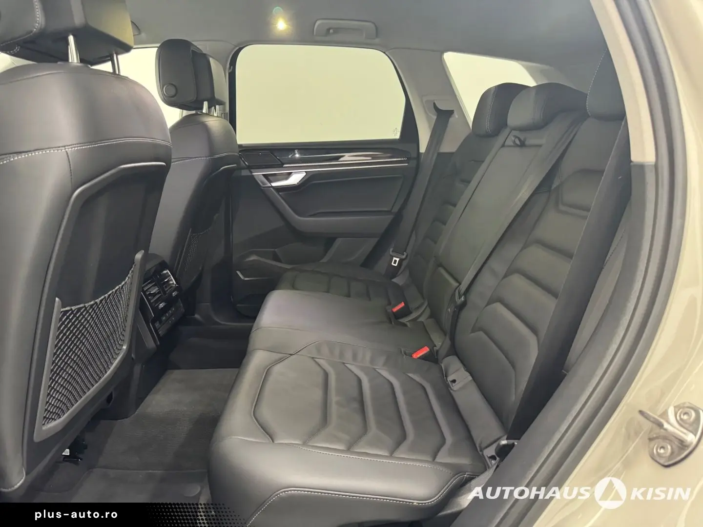 VW Touareg 3.0 TDI 4M  AHK  LUFTFEDERUNG  CAM