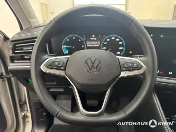 VW Touareg 3.0 TDI 4M  AHK  LUFTFEDERUNG  CAM