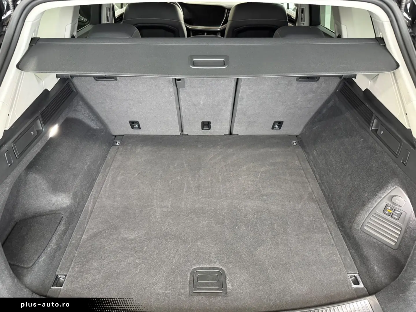 VW Touareg 3.0 TDI Elegance ACC Luftf. App-Con AHK