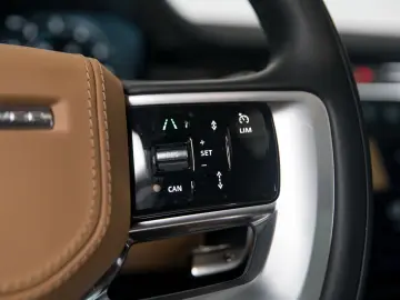 LAND ROVER Range Rover P460e SE 24MY