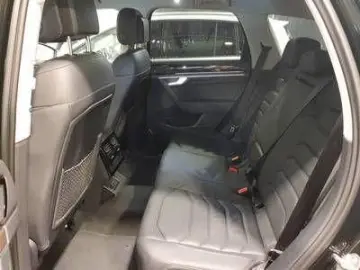 VW Touareg 3.0 TDI 4M Elegance AHK Luftf. Navi RüKa