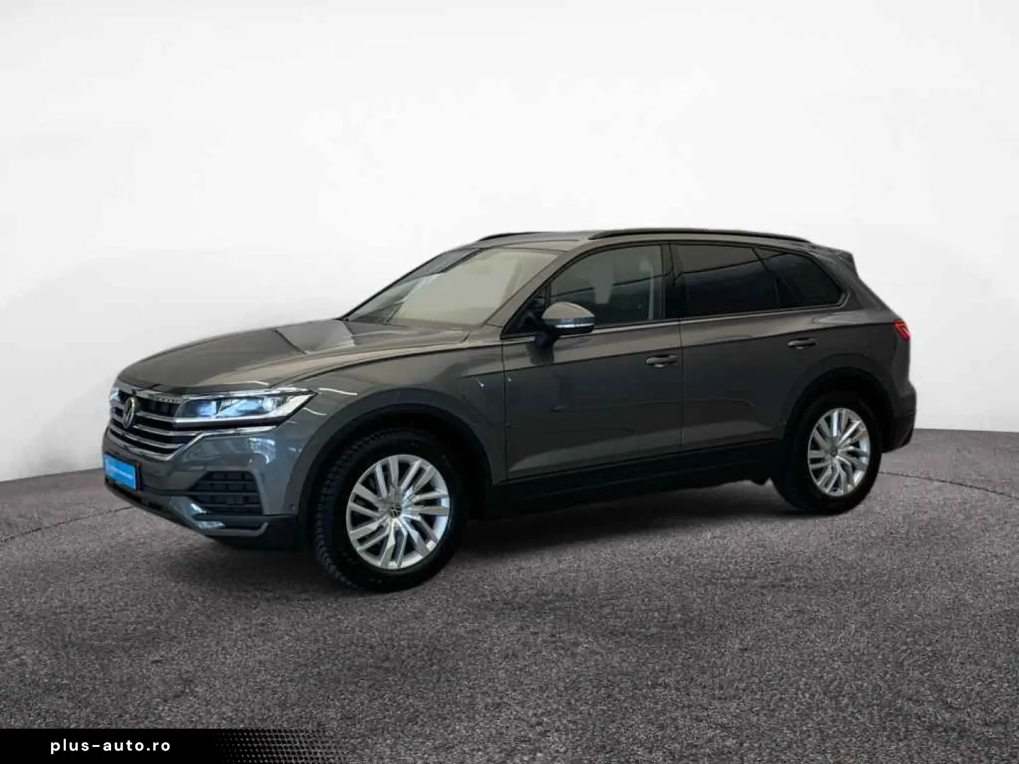 VW Touareg TDI tiptr. 4M  AHK LEDER LUFTF R-CAM NAV