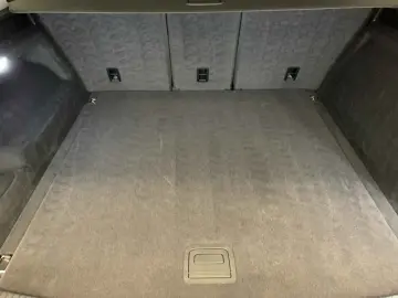 VW Touareg TDI tiptr. 4M  AHK LEDER LUFTF R-CAM NAV