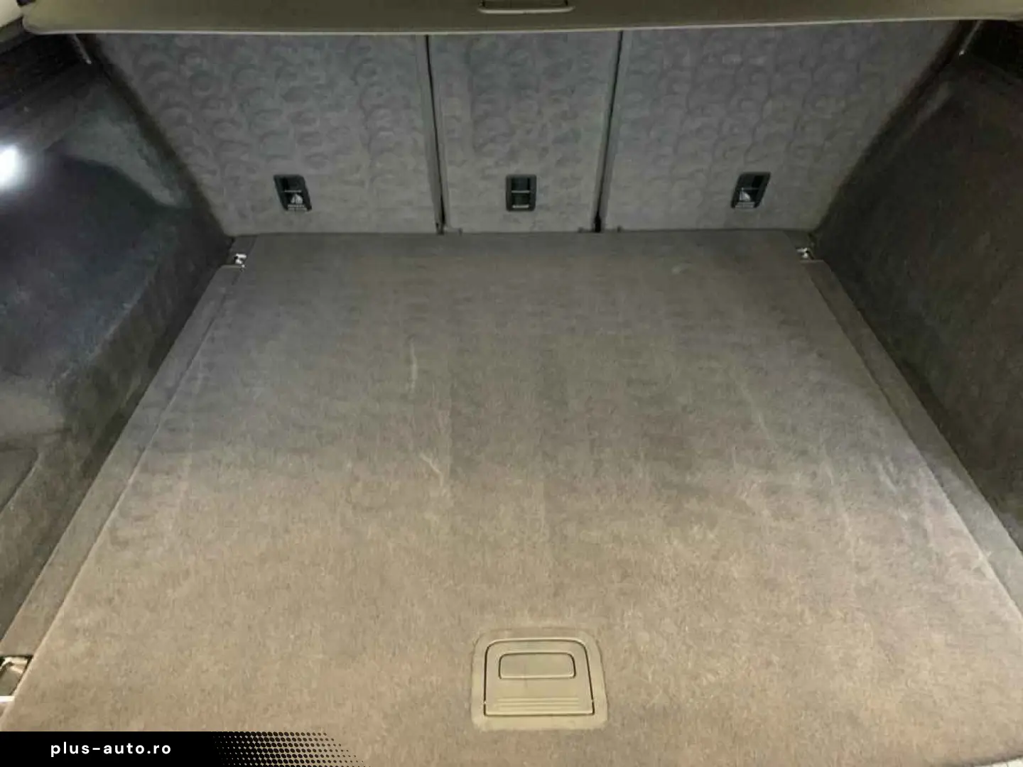 VW Touareg TDI tiptr. 4M  AHK LEDER LUFTF R-CAM NAV