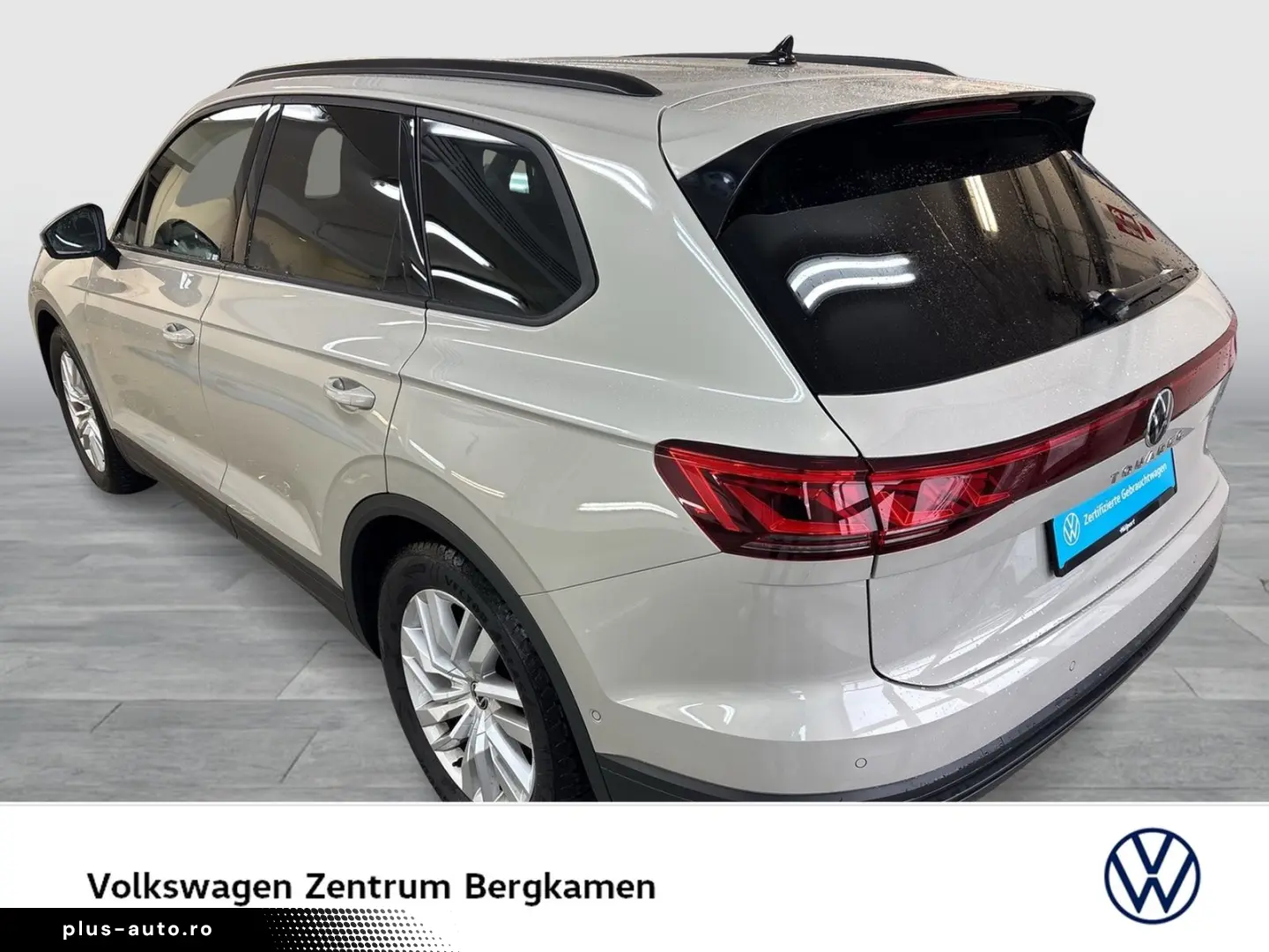 VW Touareg V6 AHK CAM ACC LM19 E-KLAPPE NAVI