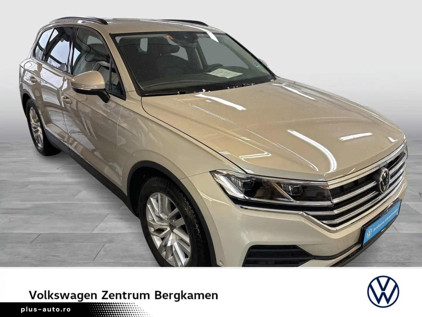 VW Touareg V6 AHK CAM ACC LM19 E-KLAPPE NAVI