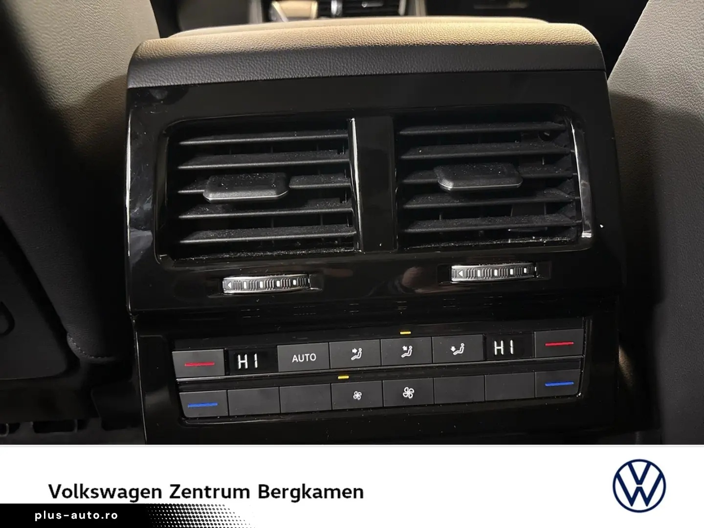 VW Touareg V6 AHK CAM ACC LM19 E-KLAPPE NAVI