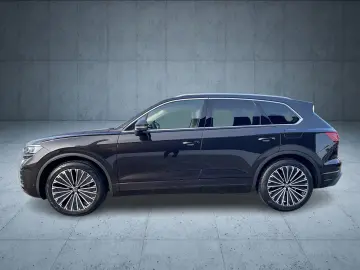 VW Touareg Elegance eHybrid 4M Autom. Leder Pano 21