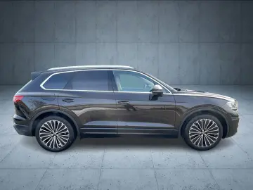 VW Touareg Elegance eHybrid 4M Autom. Leder Pano 21