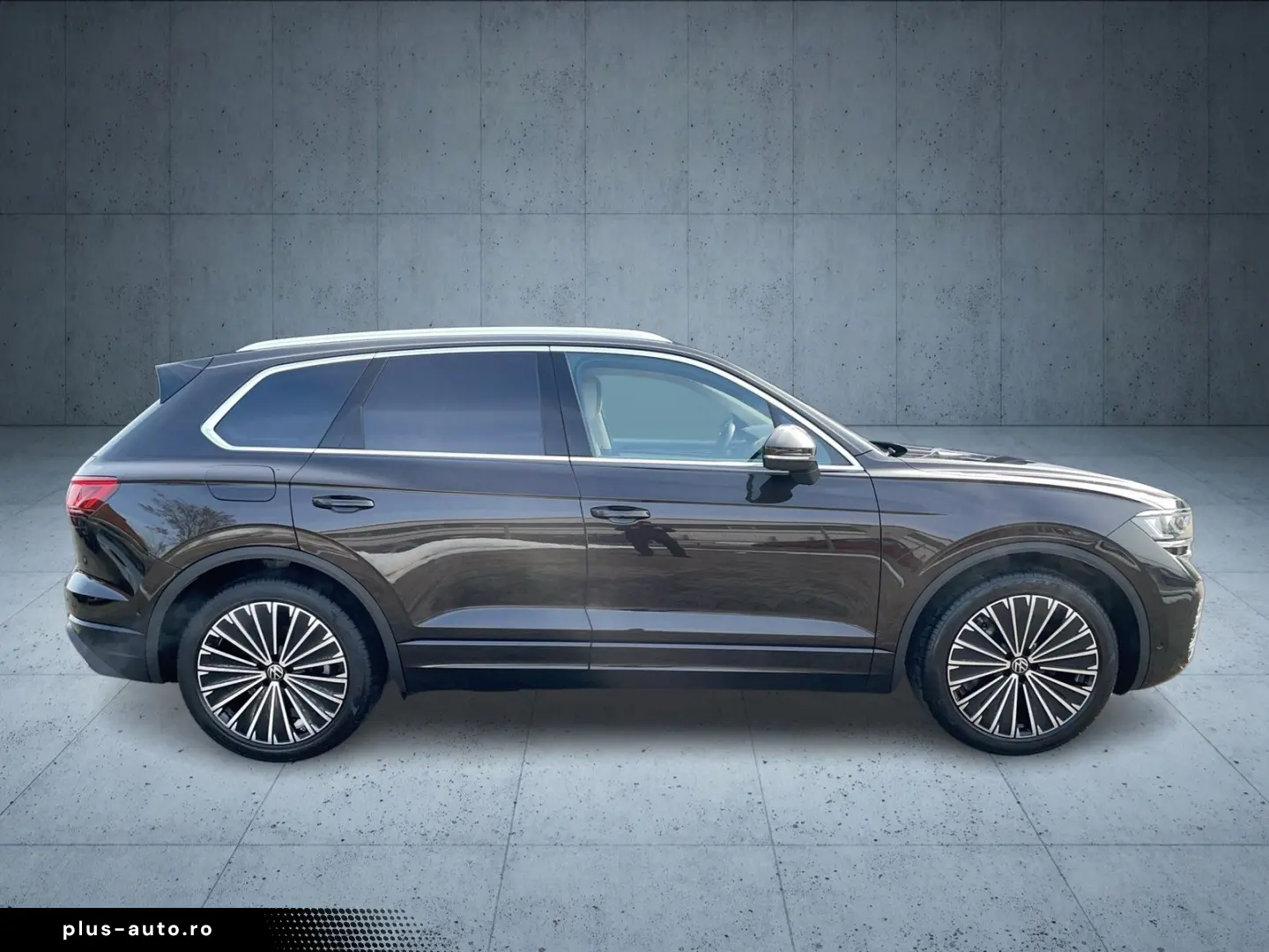 VW Touareg Elegance eHybrid 4M Autom. Leder Pano 21