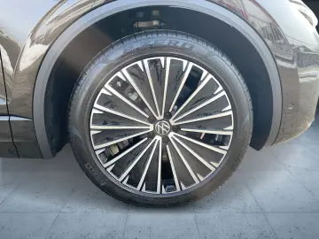 VW Touareg Elegance eHybrid 4M Autom. Leder Pano 21