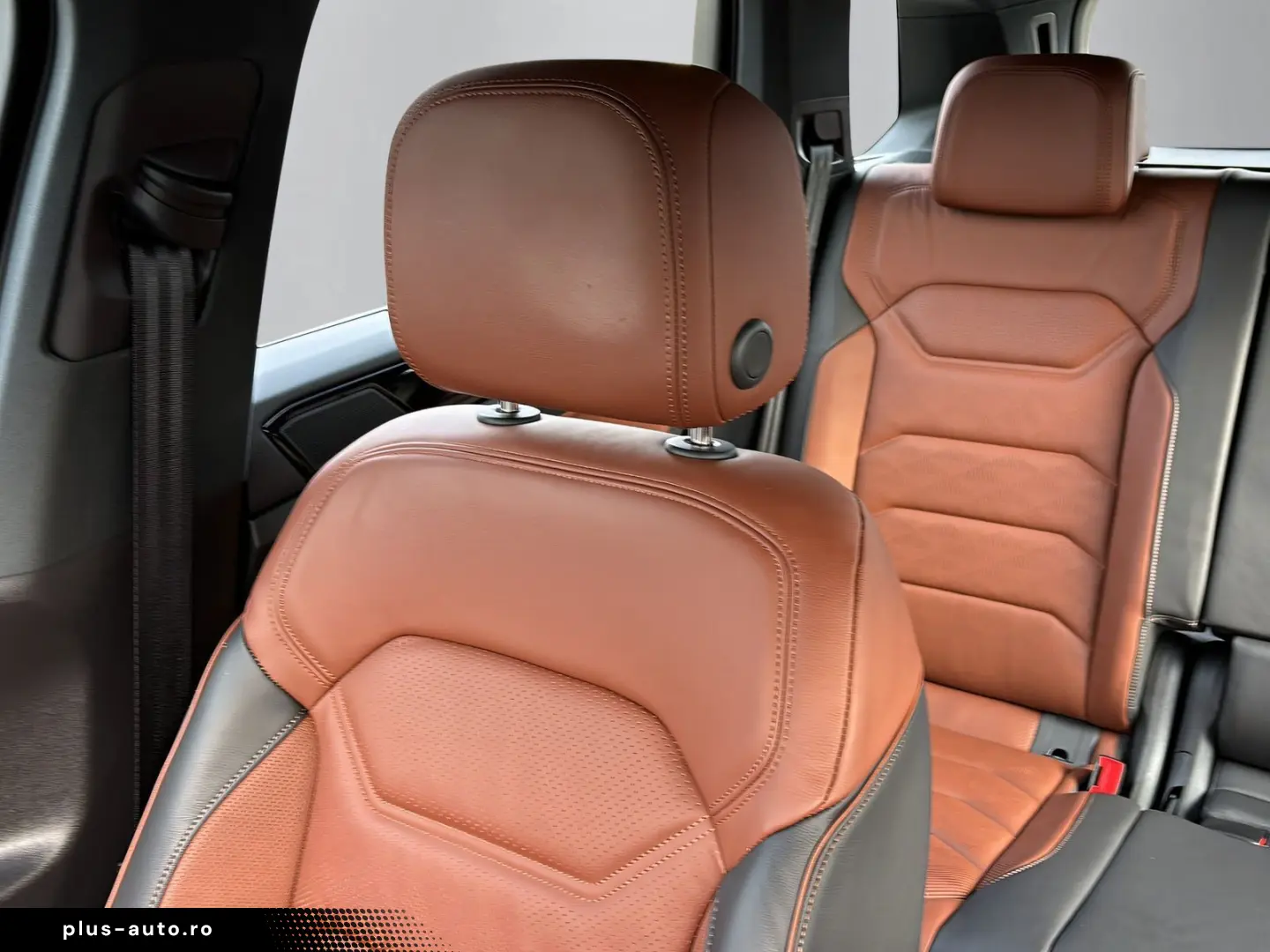 VW Touareg R-Line 3.0TDI  AHK LEDER KAMERA