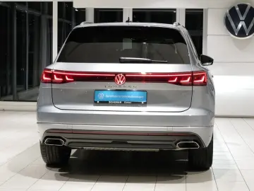 VW Touareg 3.0TDI Elegance Luft RKam AHK Pano