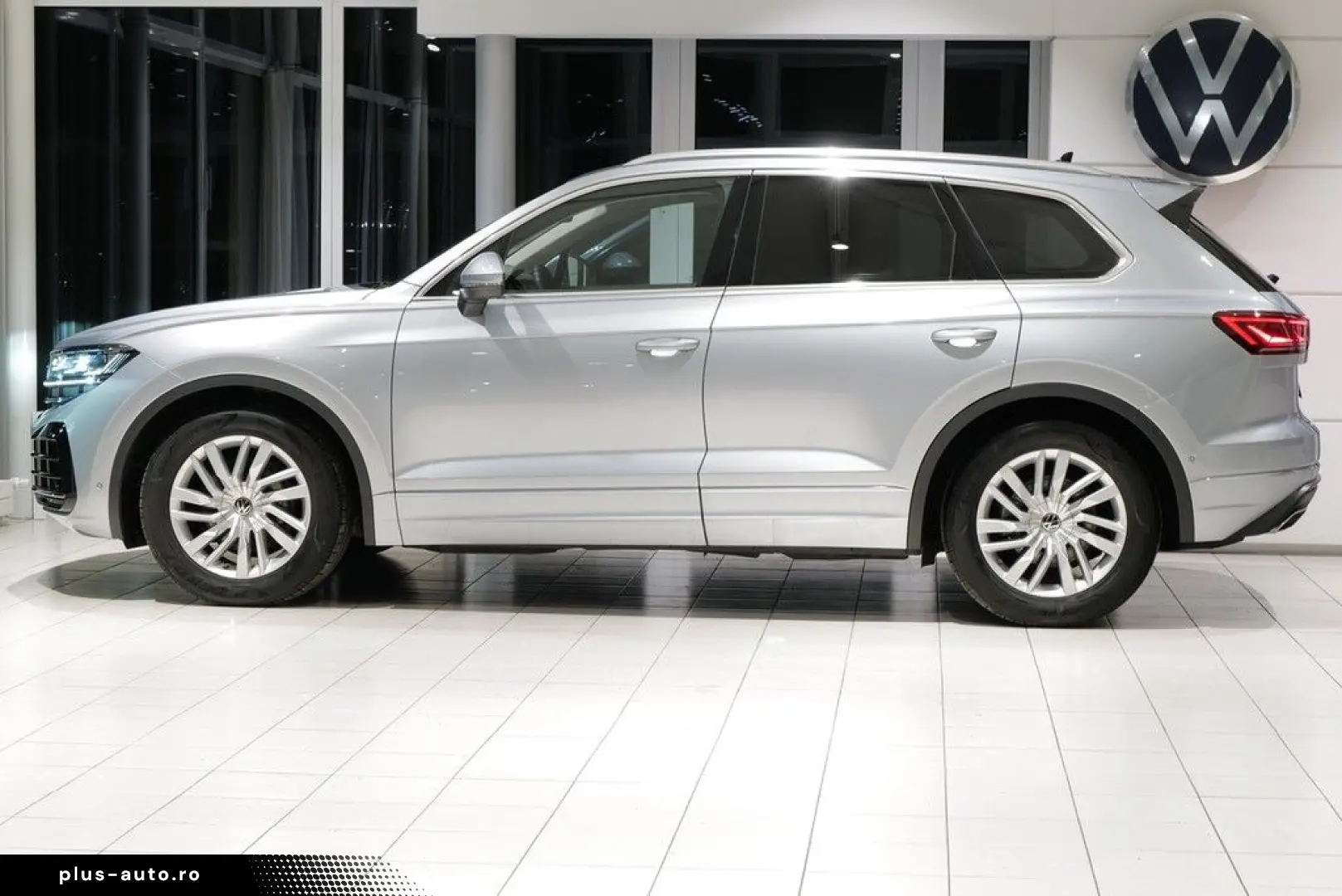 VW Touareg 3.0TDI Elegance Luft RKam AHK Pano