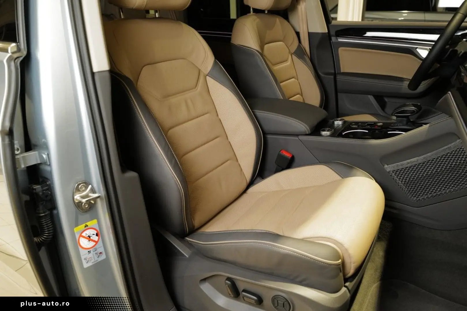 VW Touareg 3.0TDI Elegance Luft RKam AHK Pano